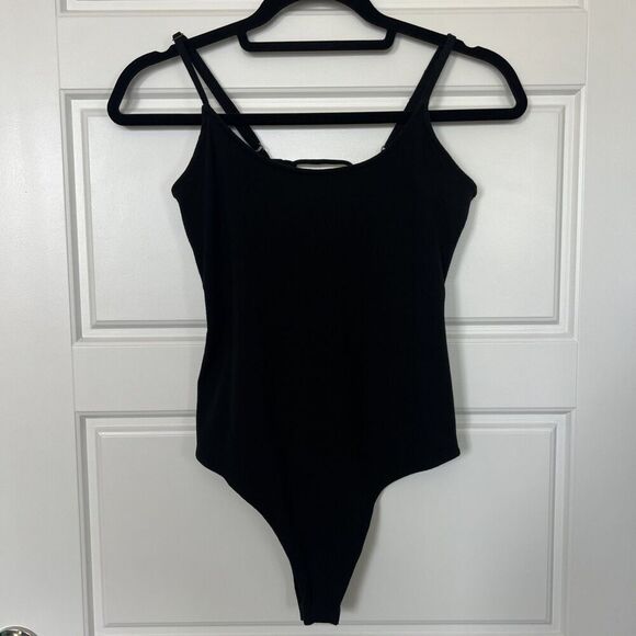 Wild Fable Open Cross Back Black Bodysuit Size Medium NWOT - Picture 1 of 3
